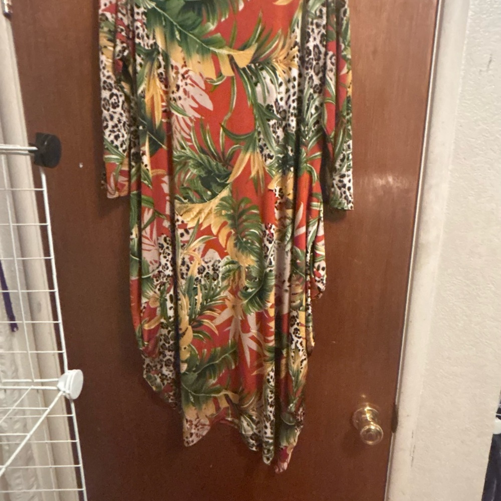 Tropical Print Maxi Dress - Picture 11 of 16